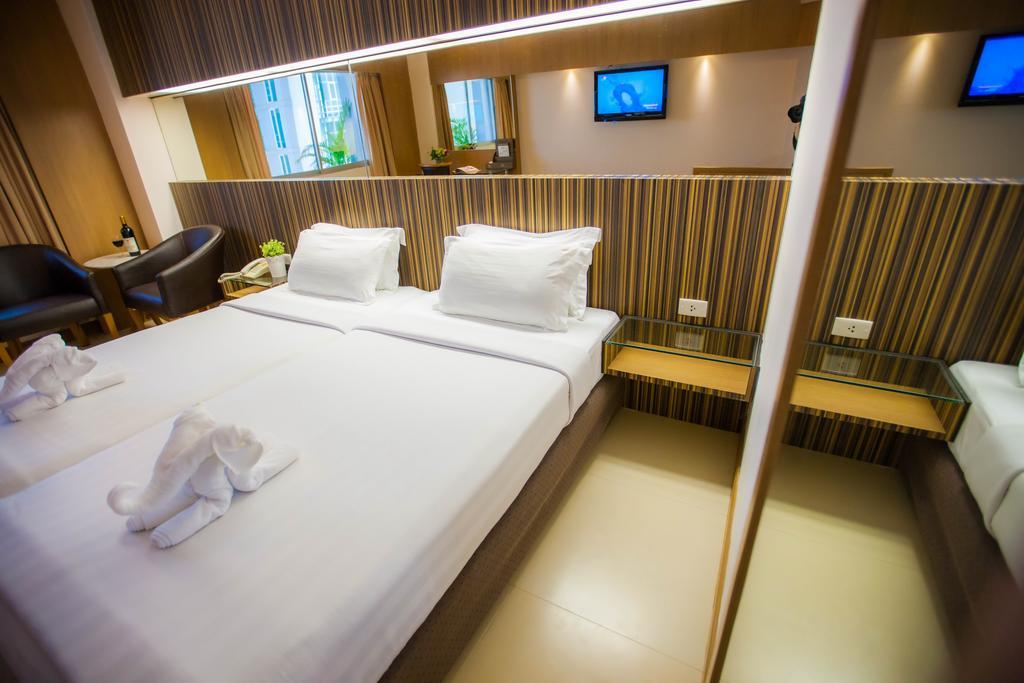 Golden City Rayong Hotel Kültér fotó