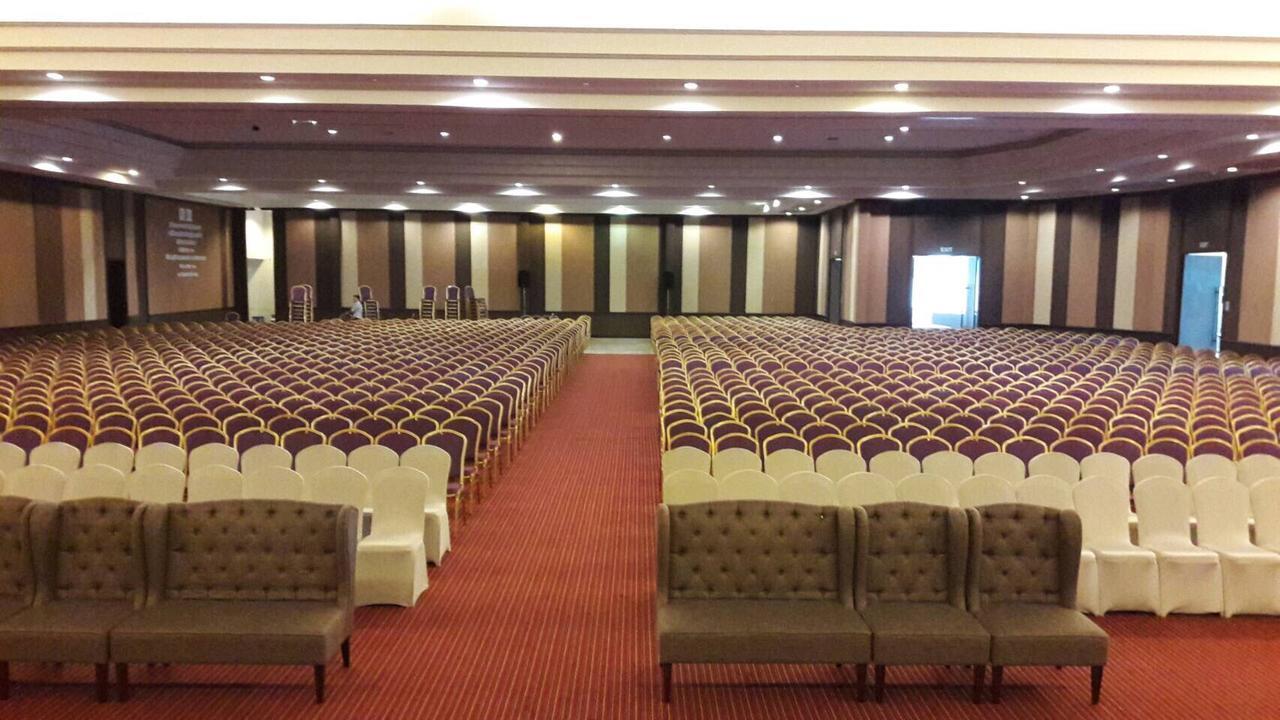 Golden City Rayong Hotel Kültér fotó